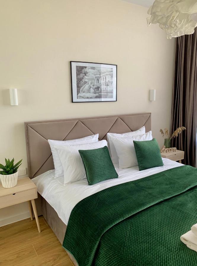 אודסה Arcadia Sunrise Sea View Apartment מראה חיצוני תמונה
